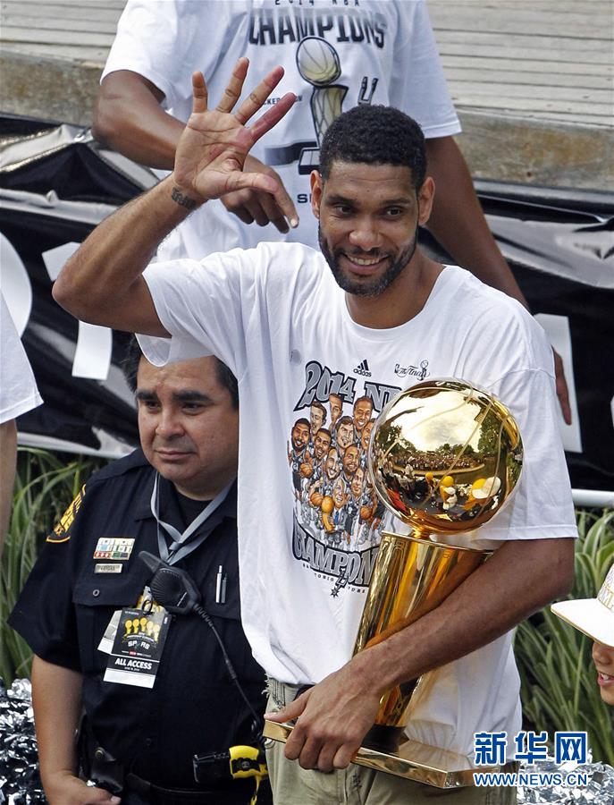 也是对球队 也是对球队