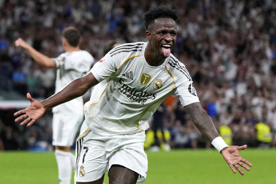 通过传球和 通过传球和