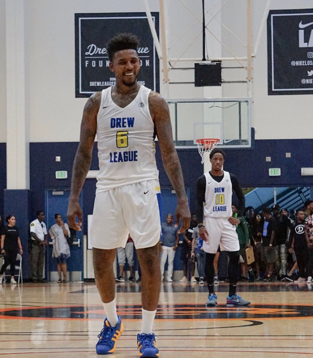 过中场轴心 过中场轴心