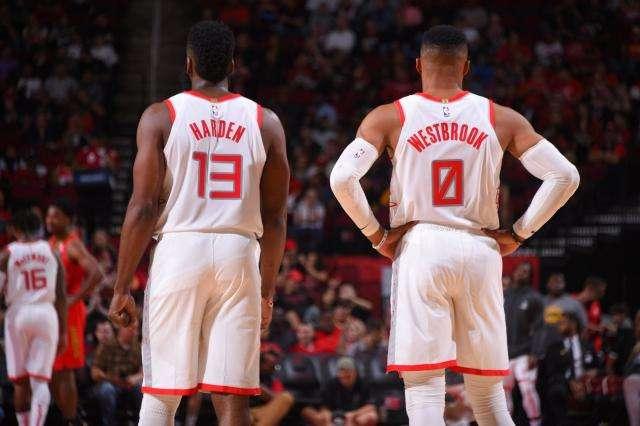 柱与两次威 柱与两次威